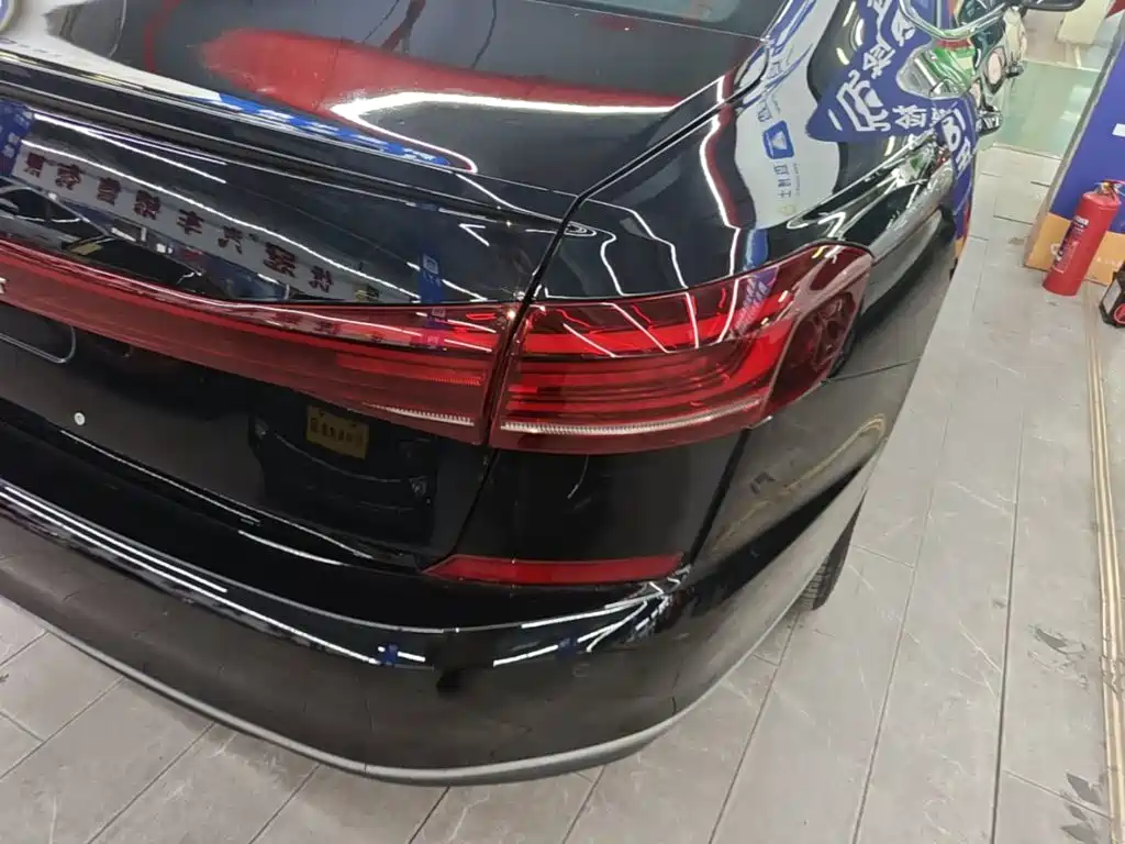 Volkswagen Passat — фото 8