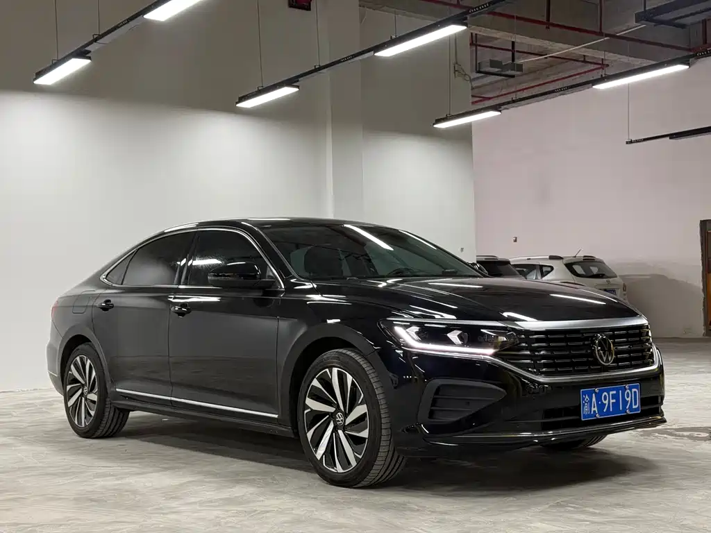 Volkswagen Passat — фото 3