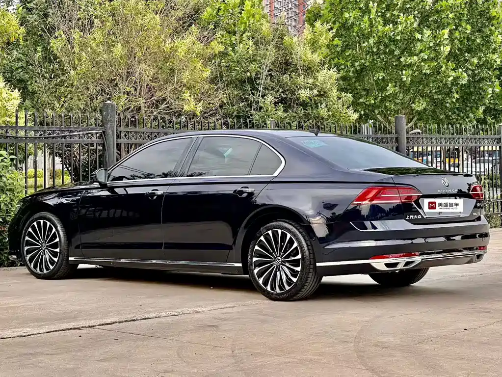 Volkswagen Phideon — фото 7
