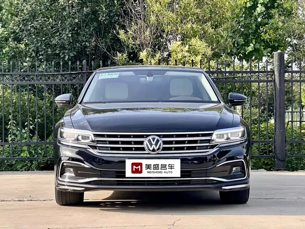 Volkswagen Phideon — фото 2