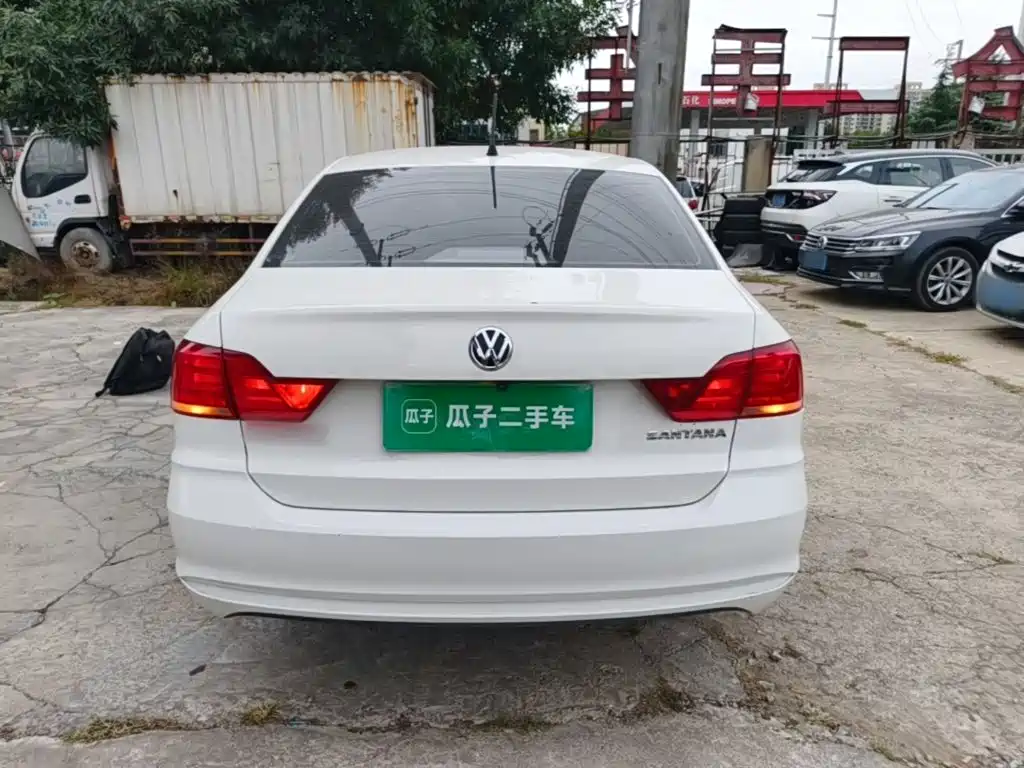 Volkswagen Santana — фото 6