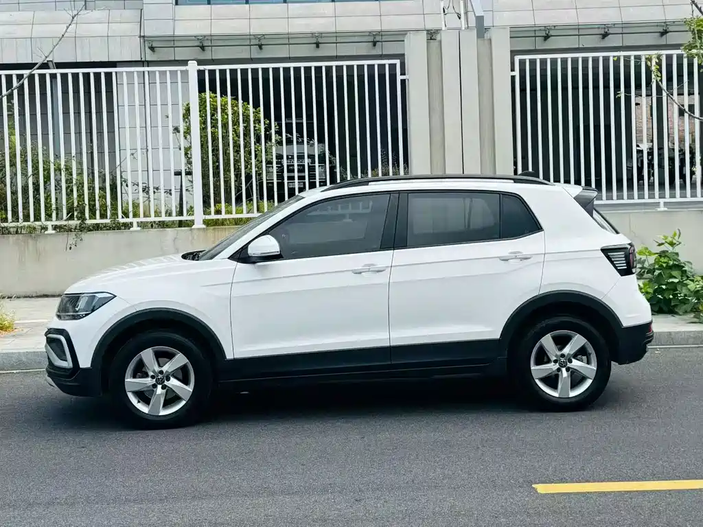 Volkswagen T-Cross — фото 2