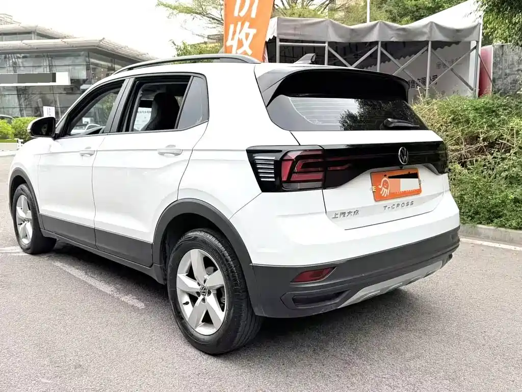 Volkswagen T-Cross — фото 8