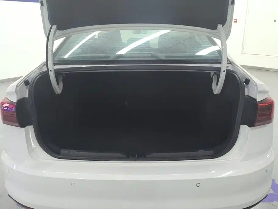 Volkswagen Bora — фото 4
