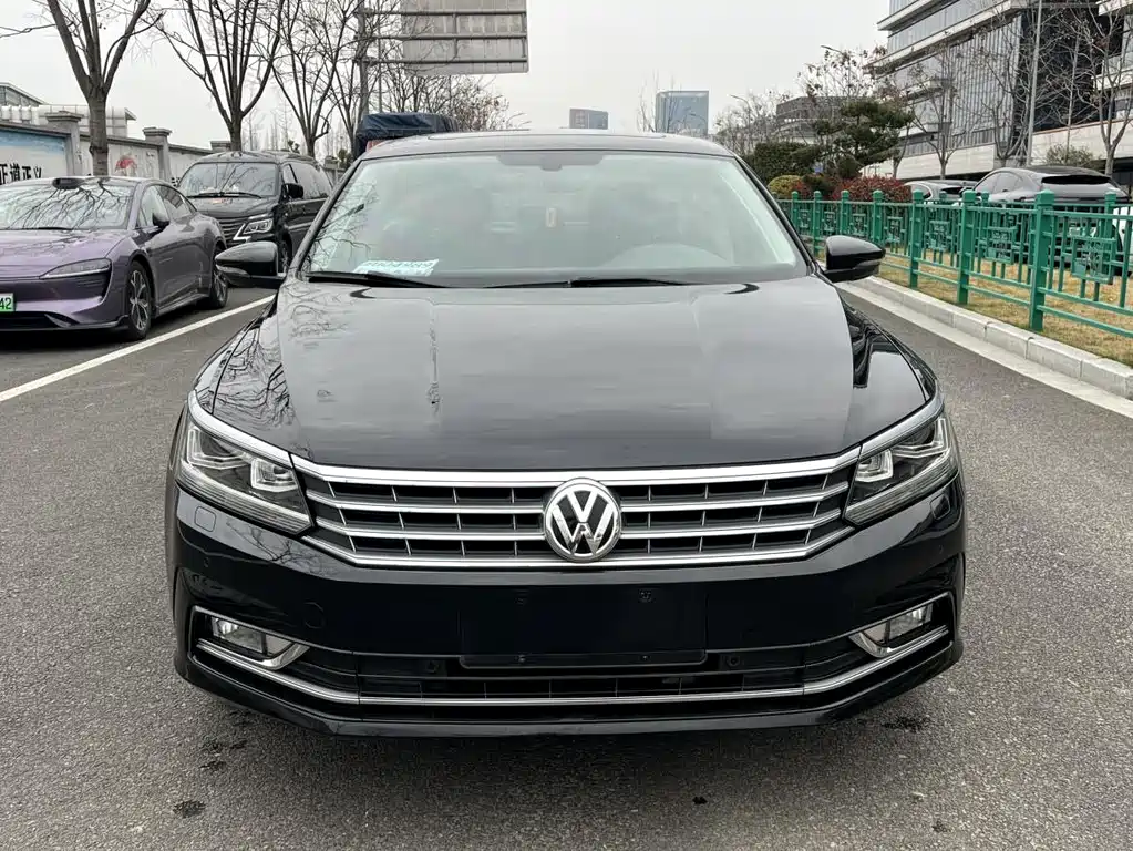 Volkswagen Passat — фото 2