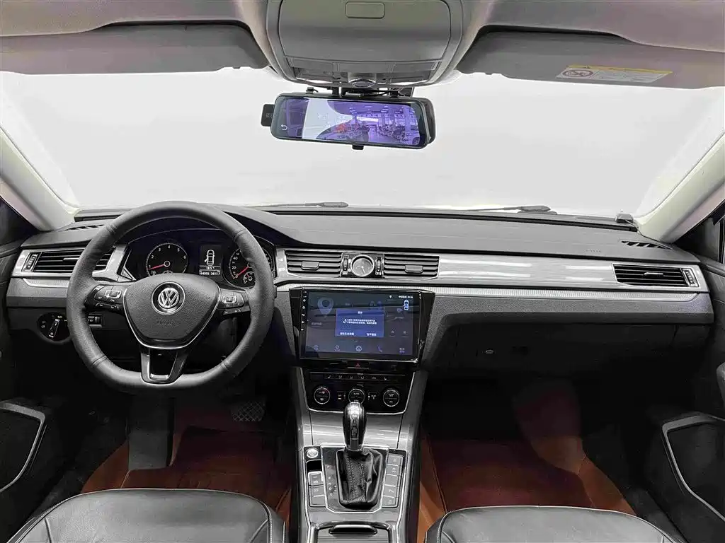 Volkswagen Passat — фото 5