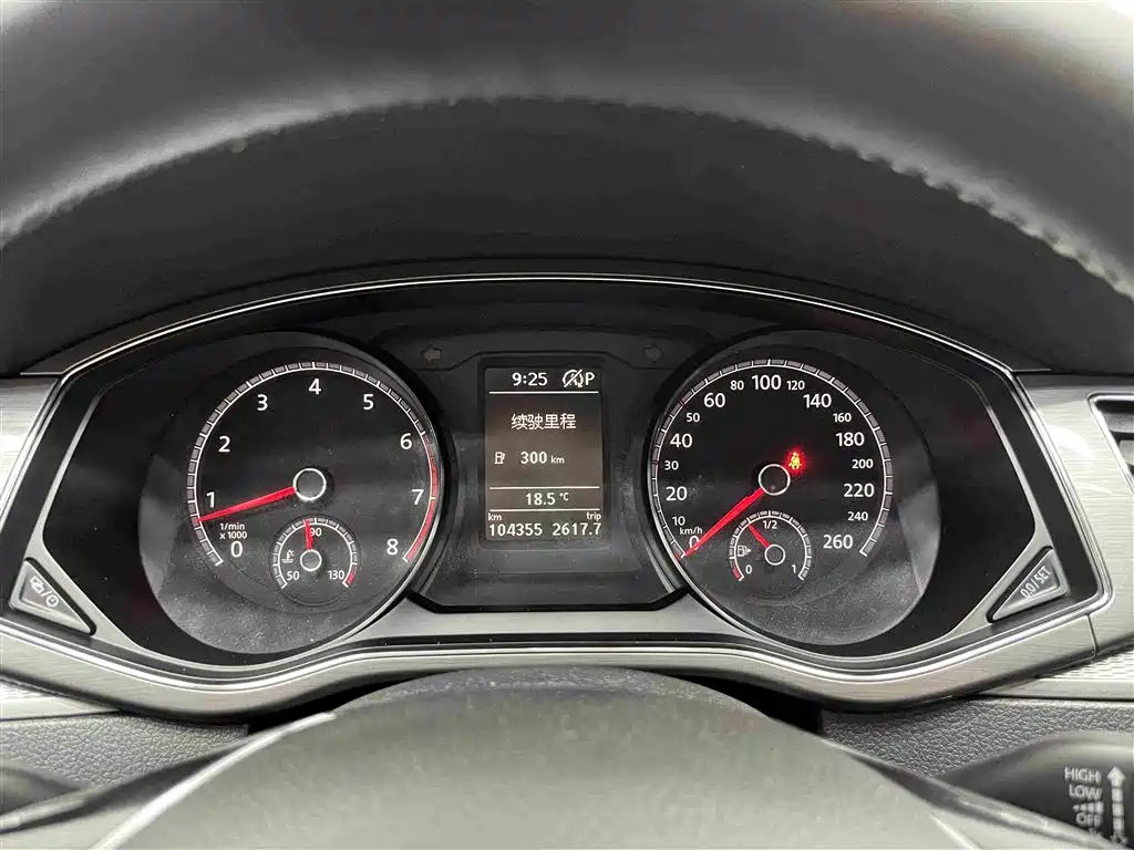 Volkswagen Passat — фото 7