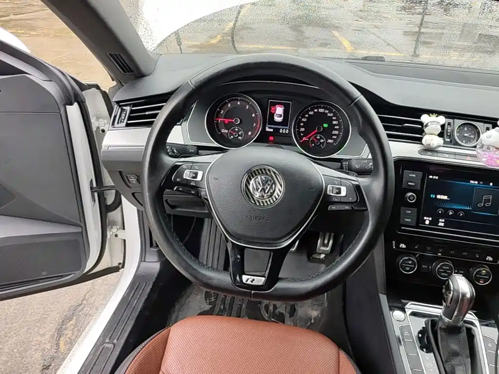 Volkswagen CC — фото 11