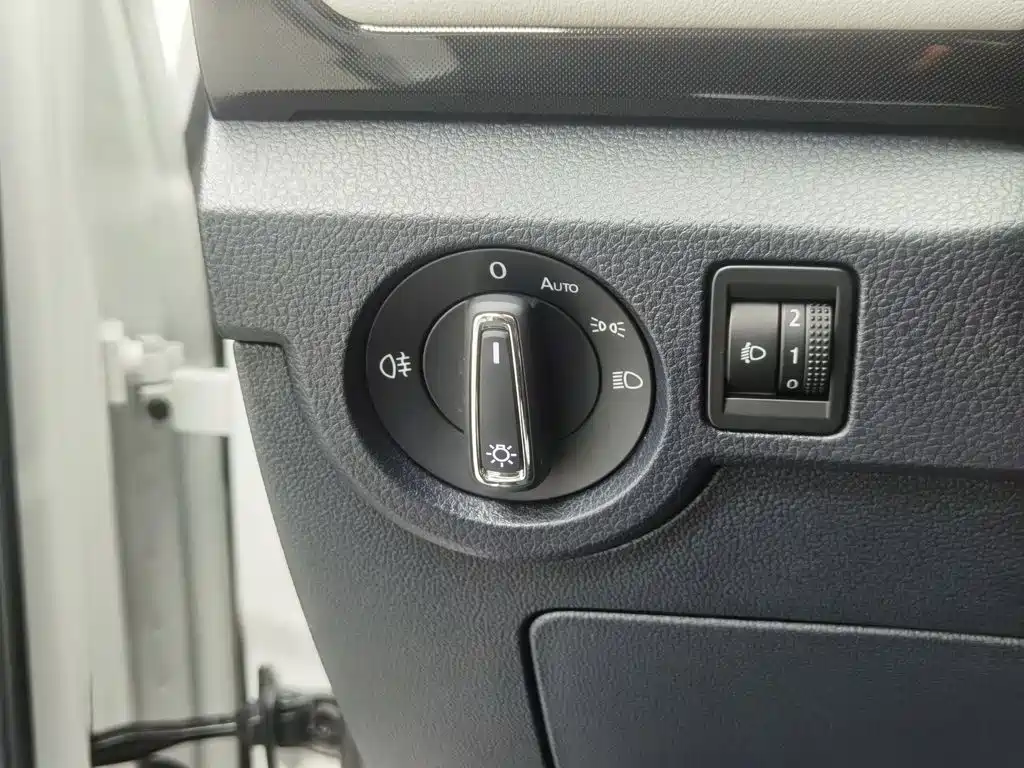 Volkswagen Tharu — фото 21