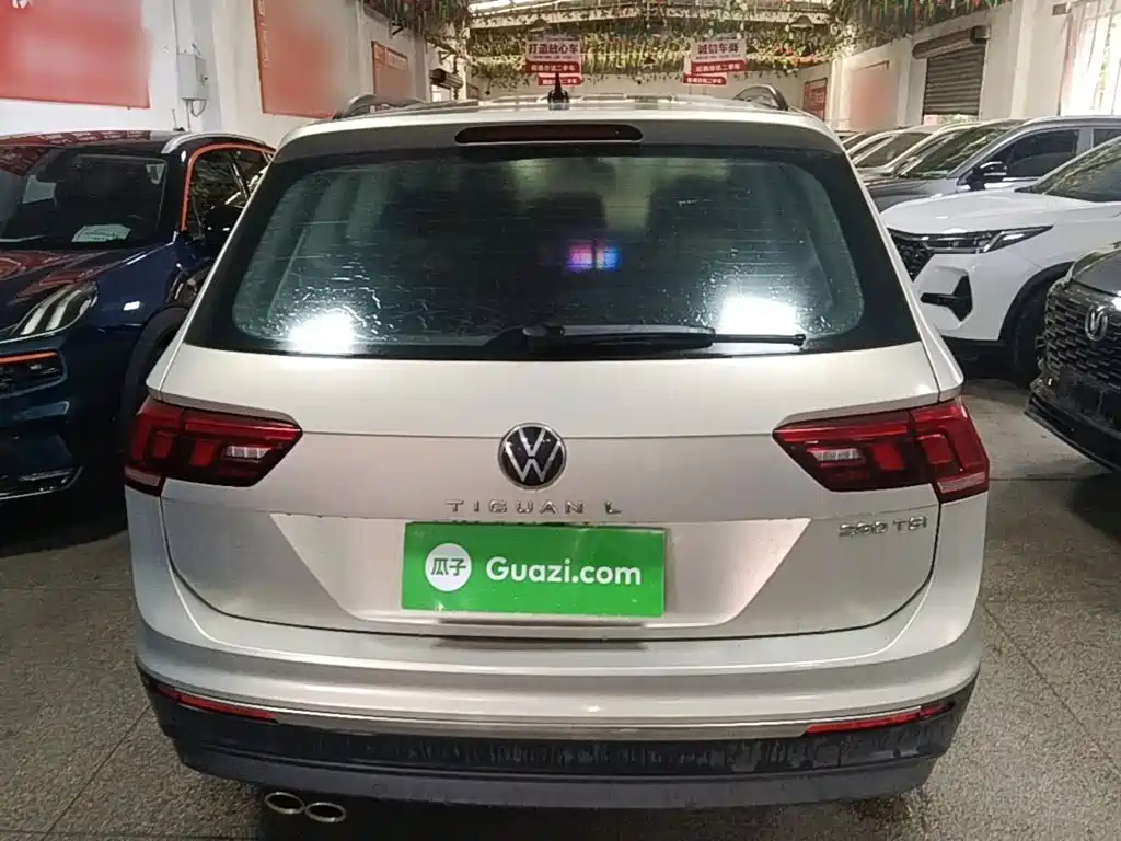 Volkswagen Tiguan L — фото 4