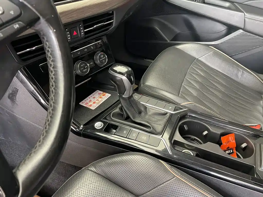Volkswagen Passat — фото 11