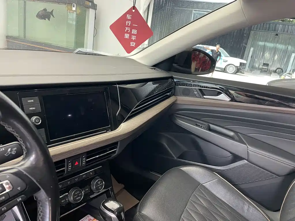Volkswagen Passat — фото 10