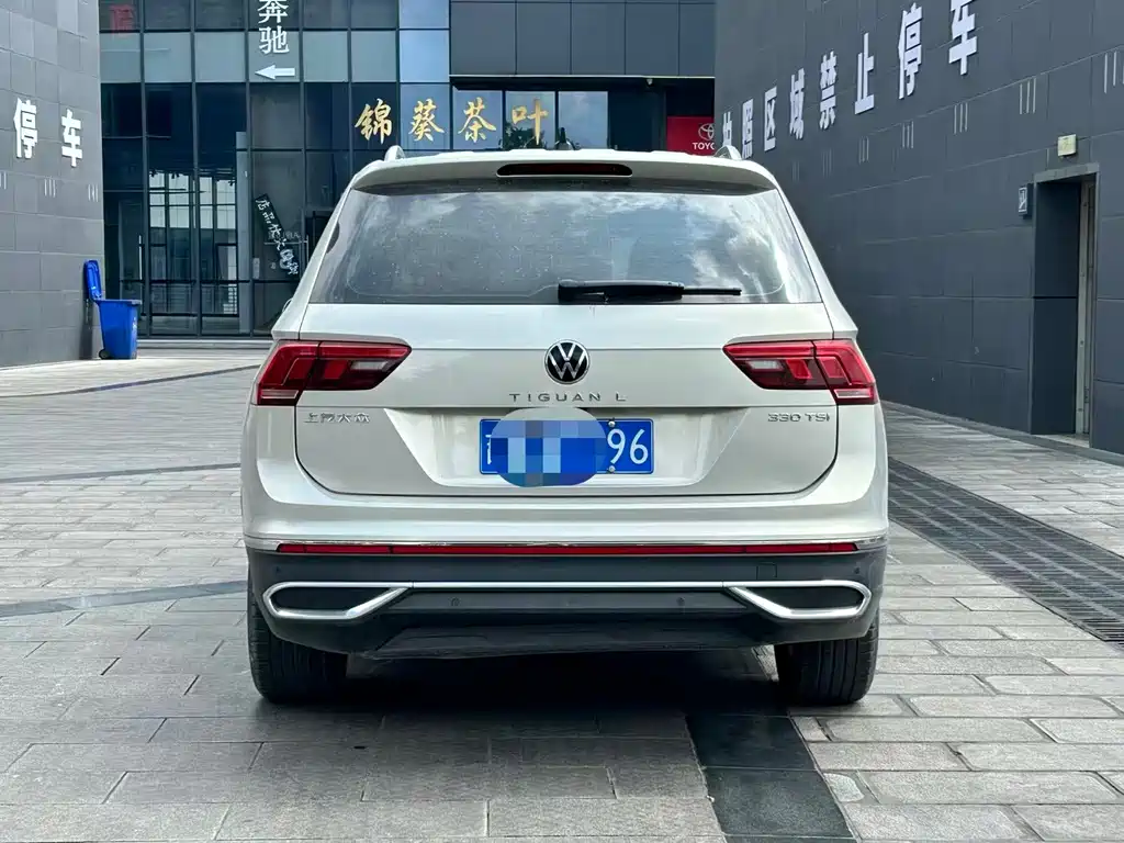 Volkswagen Tiguan L — фото 5