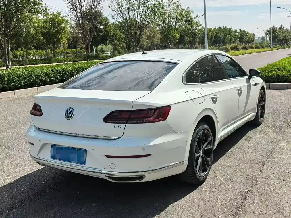 Volkswagen CC — фото 2