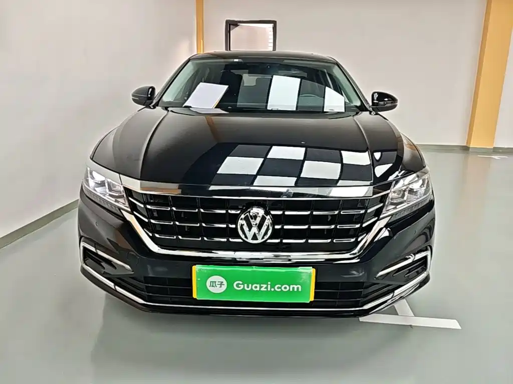 Volkswagen Passat — фото 3