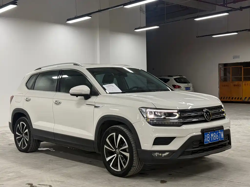 Volkswagen Tharu — фото 3