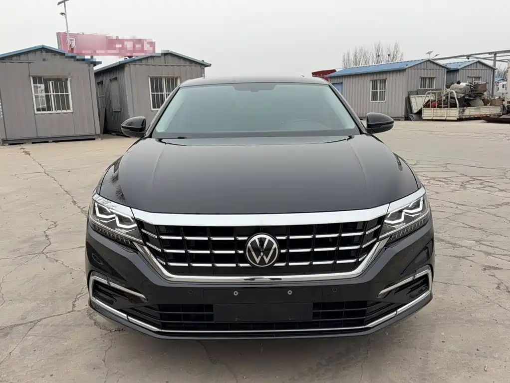 Volkswagen Passat — фото 3