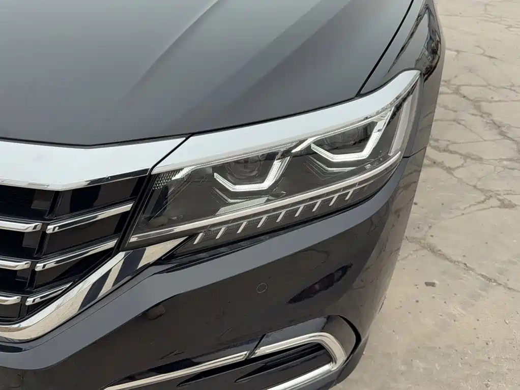 Volkswagen Passat — фото 4