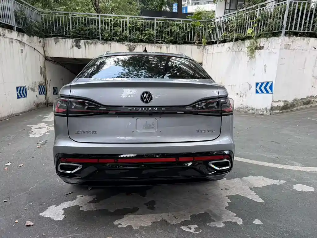 Volkswagen Tiguan X — фото 9