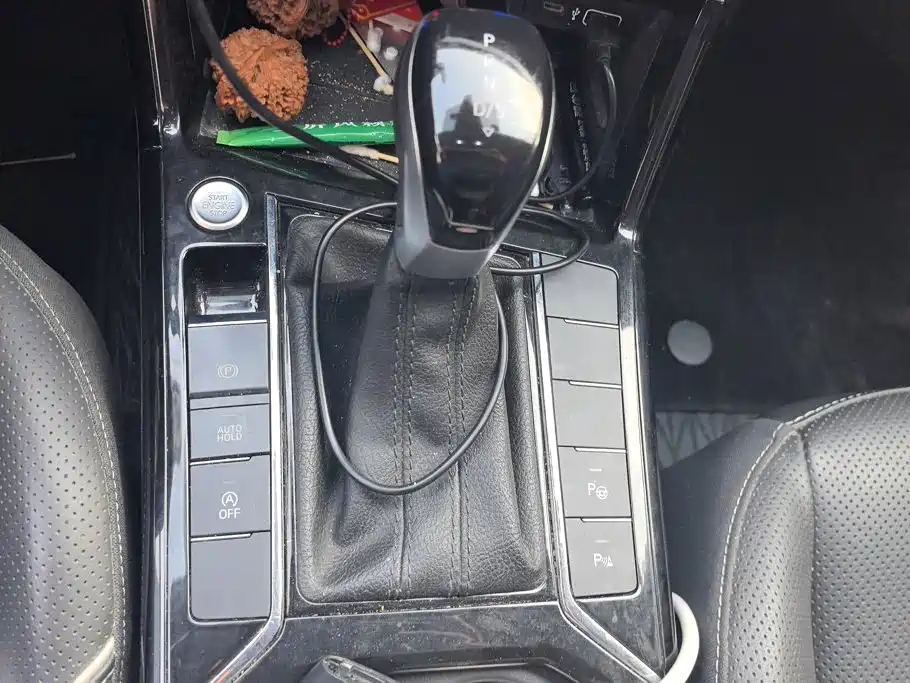 Volkswagen Passat — фото 16