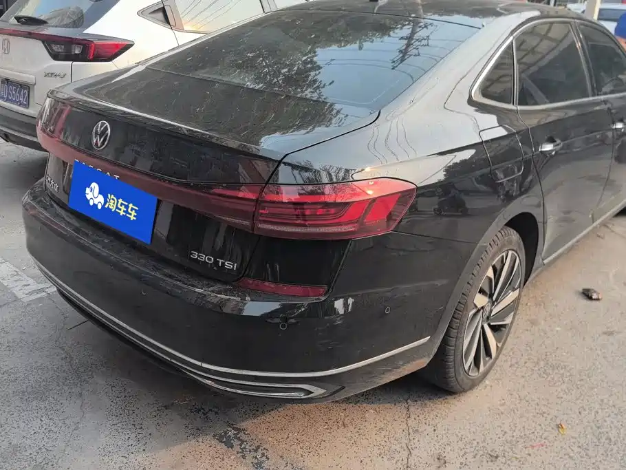 Volkswagen Passat — фото 3