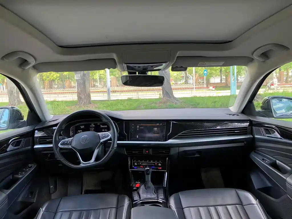 Volkswagen Passat — фото 8