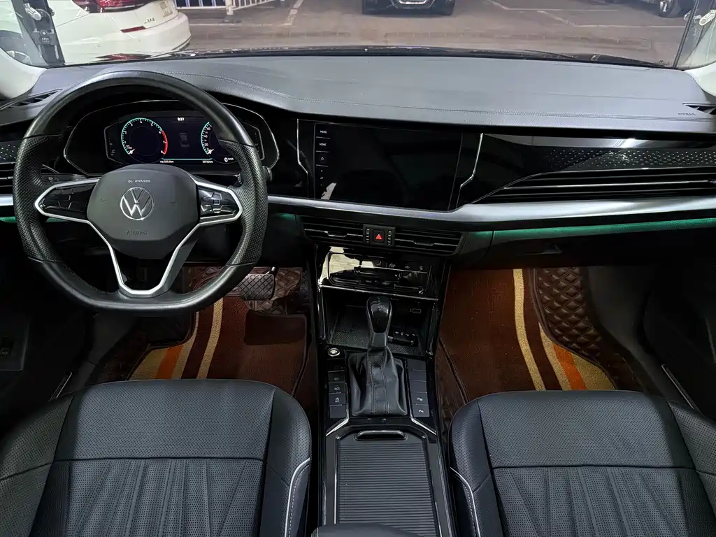 Volkswagen Passat — фото 7