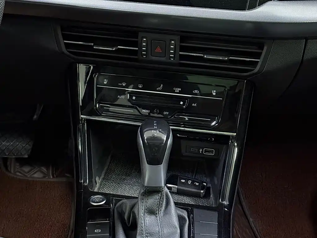 Volkswagen Passat — фото 9