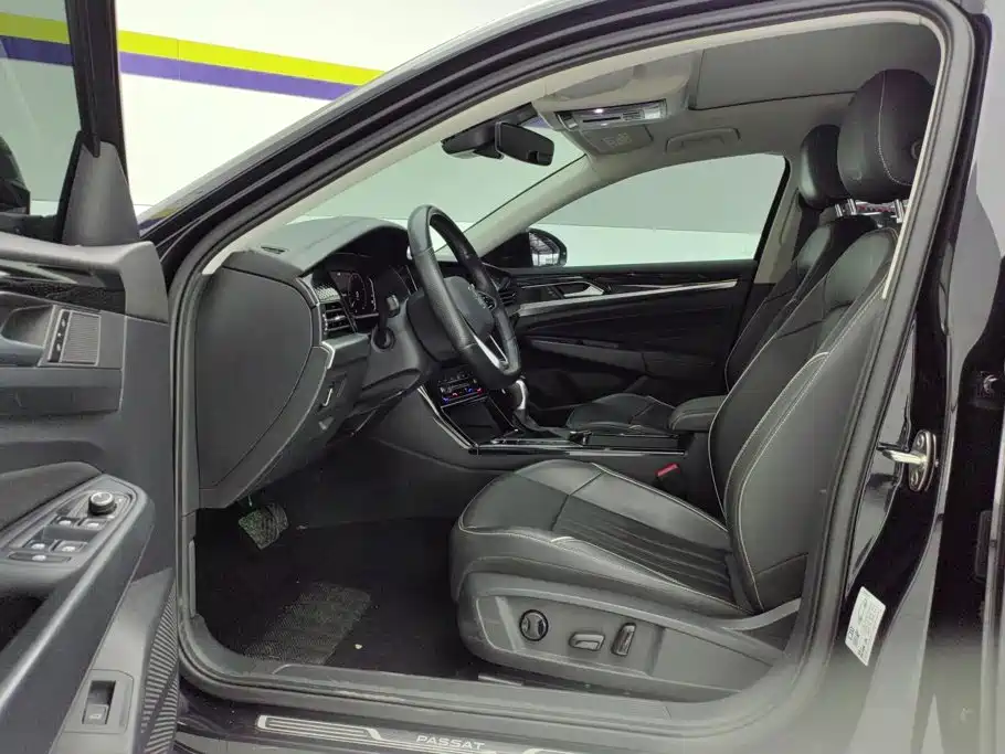 Volkswagen Passat — фото 9