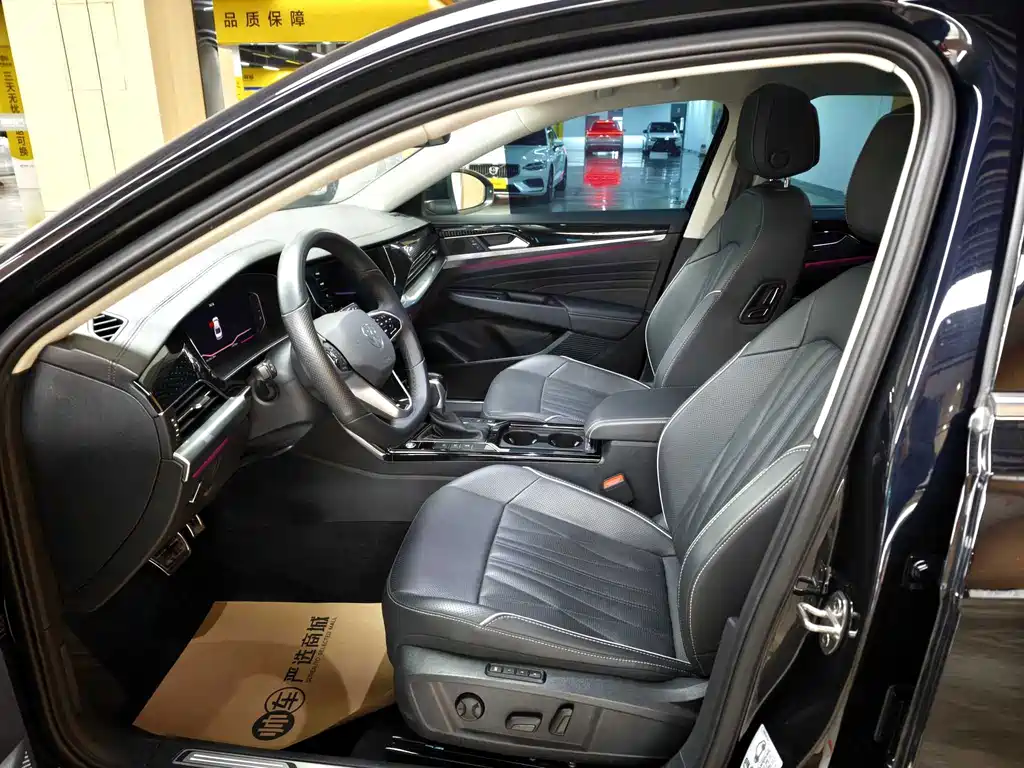 Volkswagen Passat — фото 11