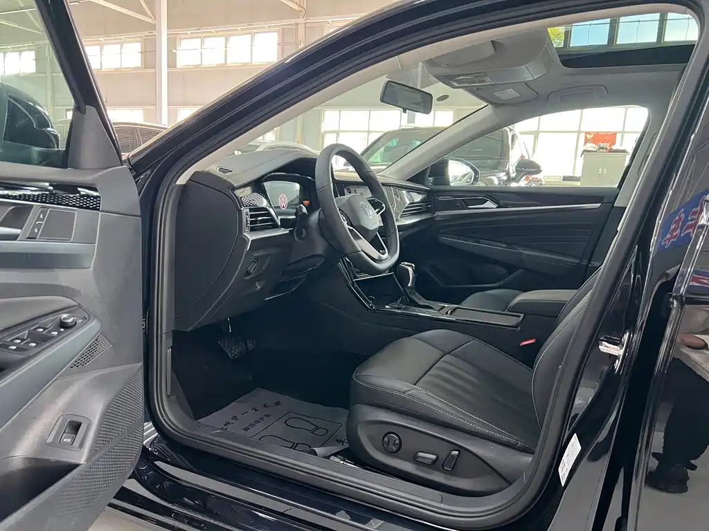 Volkswagen Passat — фото 4