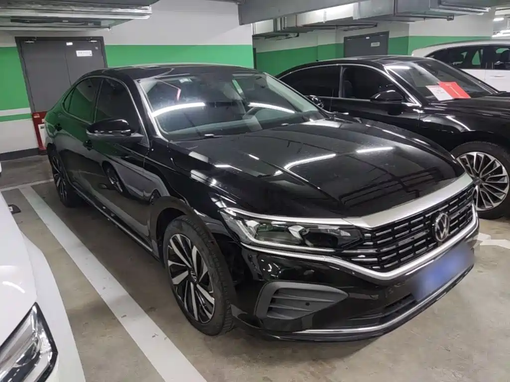 Volkswagen Passat — фото 4
