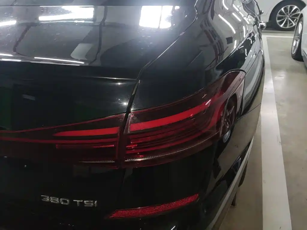 Volkswagen Passat — фото 8