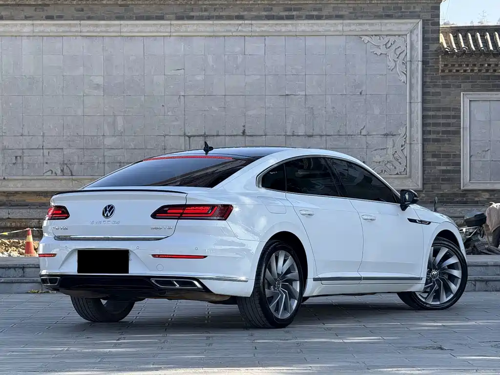 Volkswagen CC — фото 6