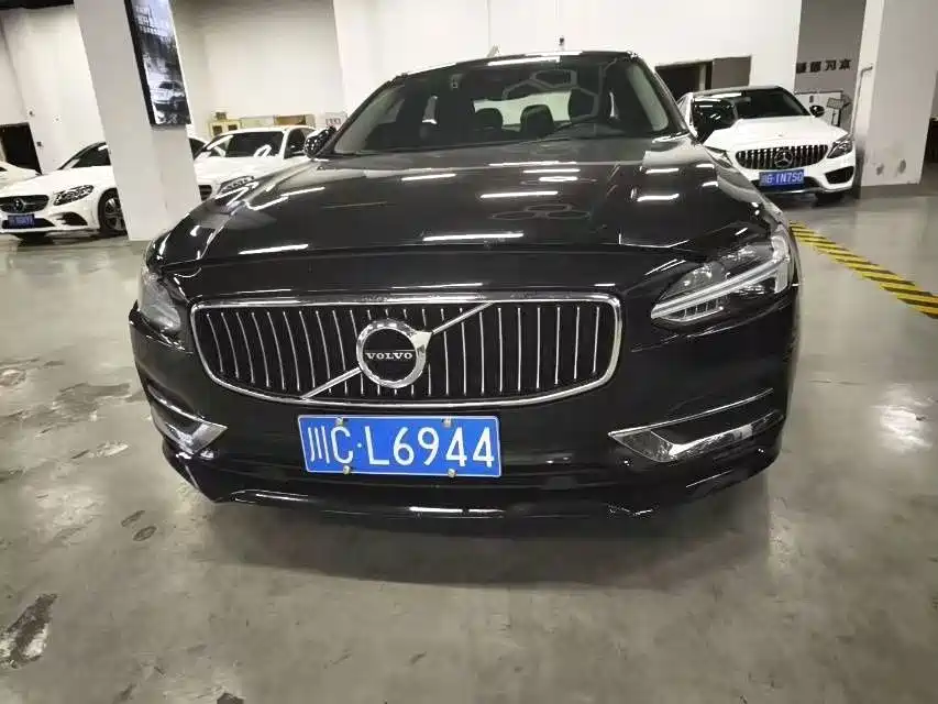 Volvo S90 — фото 2
