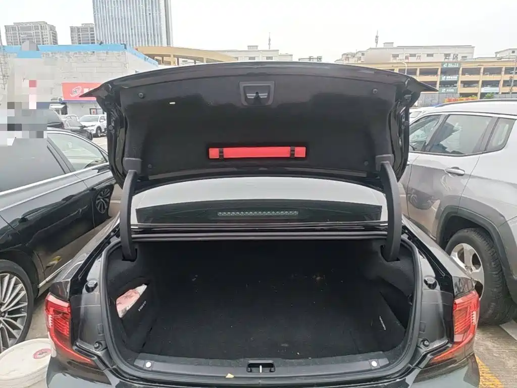 Volvo S90 — фото 19