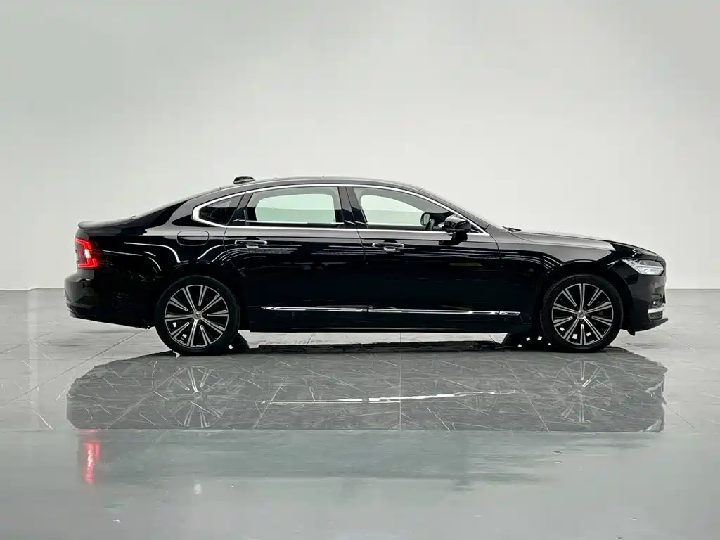 Volvo S90 — фото 7