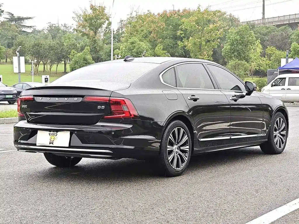 Volvo S90 — фото 2