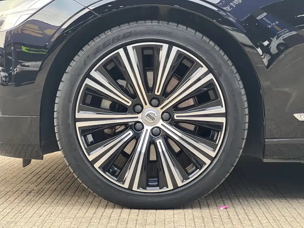 Volvo S90 — фото 7