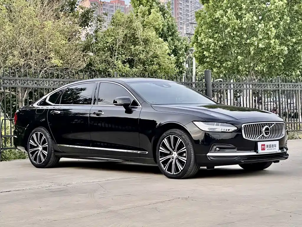 Volvo S90 — фото 3