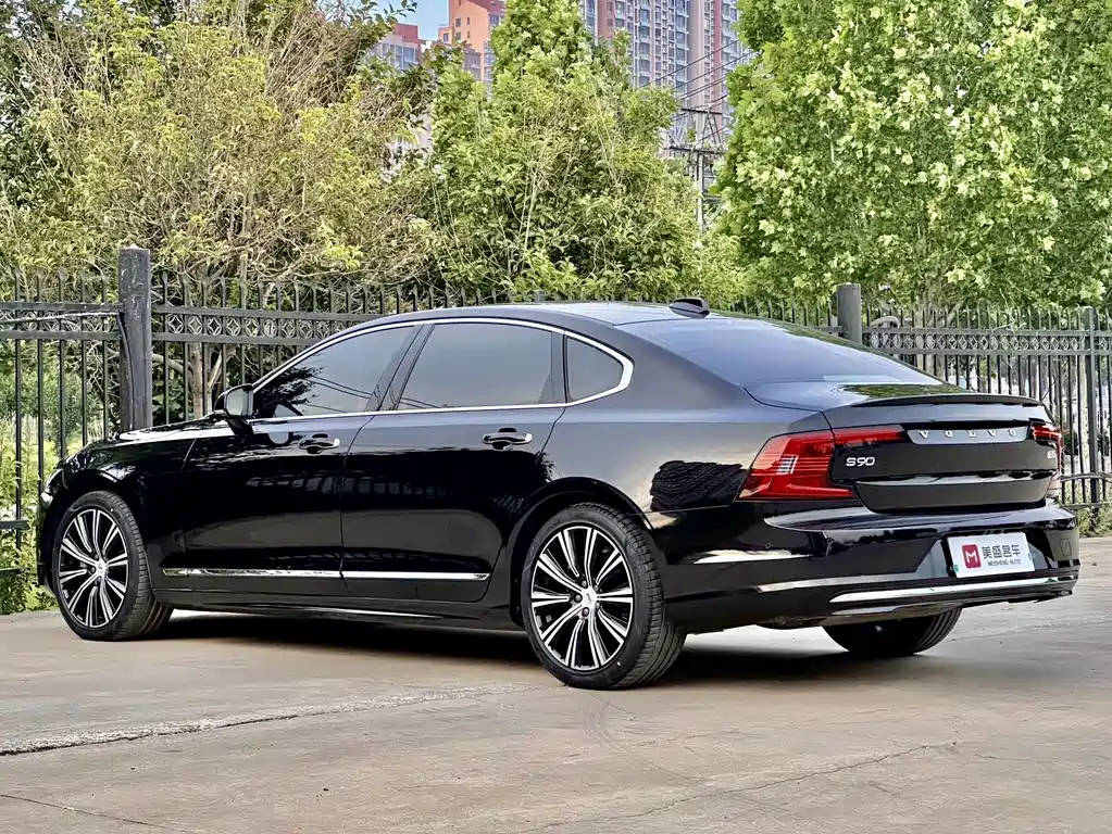 Volvo S90 — фото 7