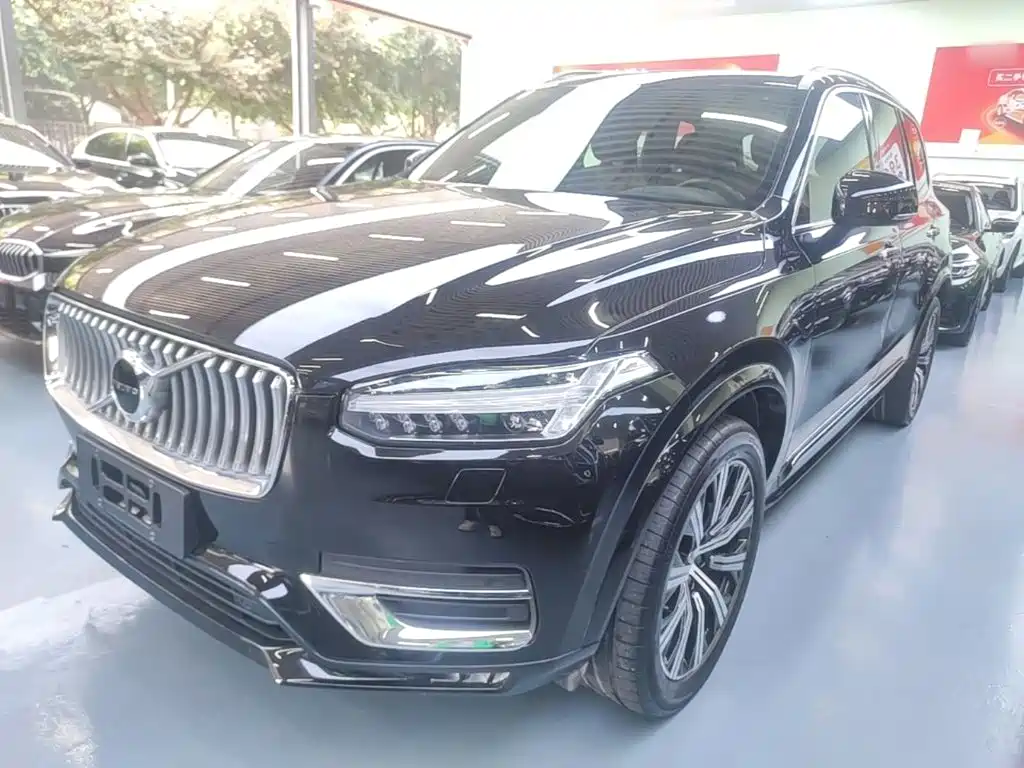 Volvo XC90 — фото 2