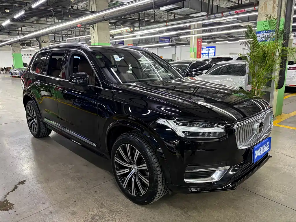 Volvo XC90 — фото 3