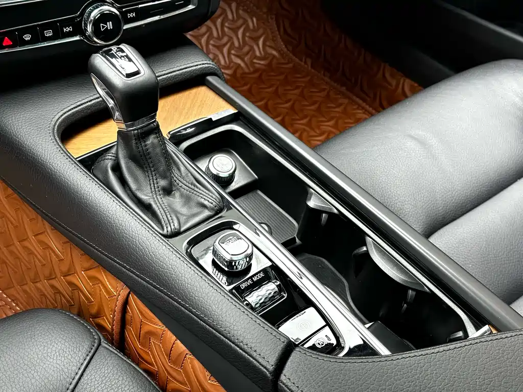 Volvo S90 — фото 6
