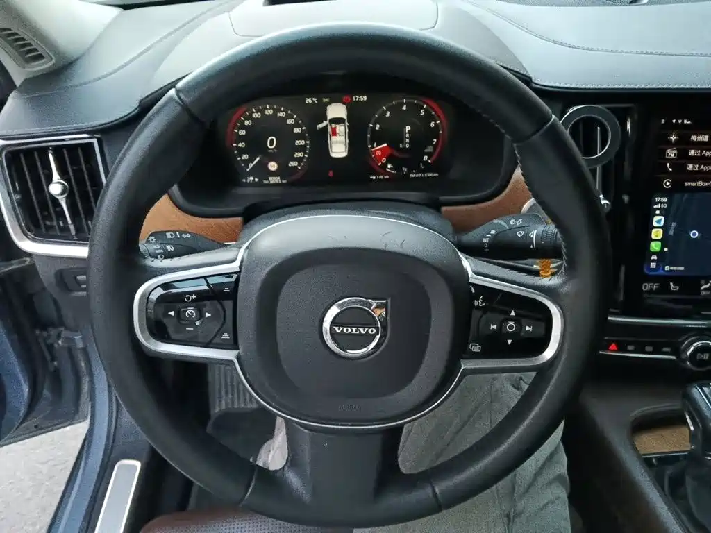 Volvo S90 — фото 3