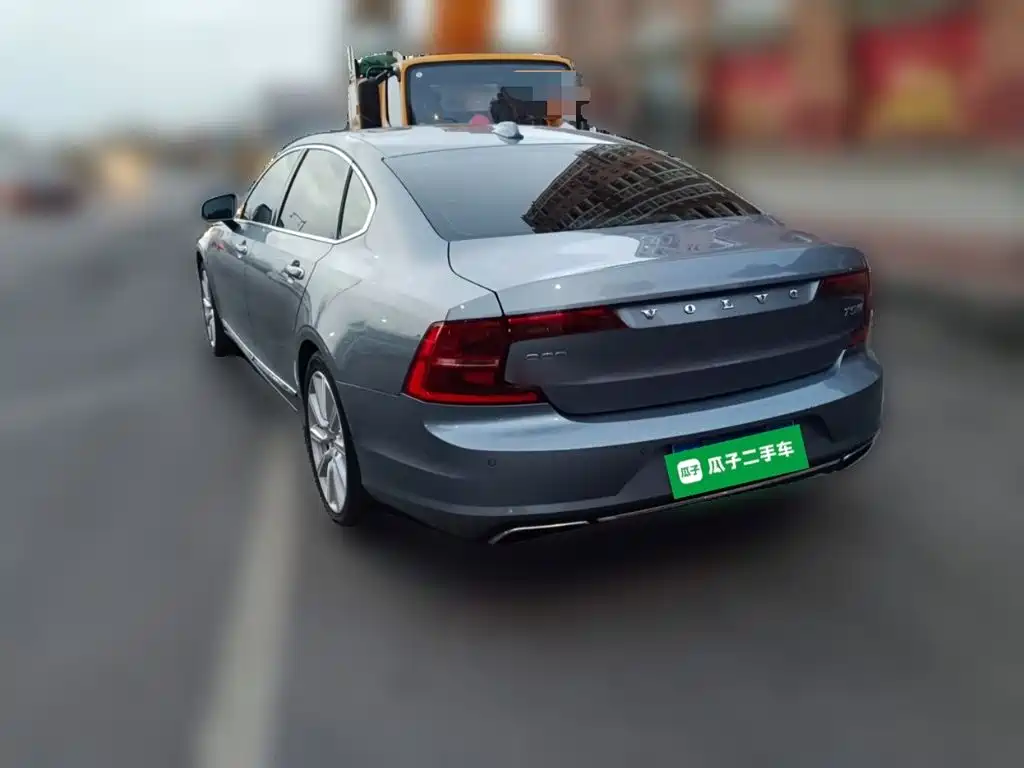 Volvo S90 — фото 23
