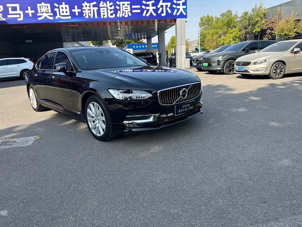 Volvo S90 — фото 3