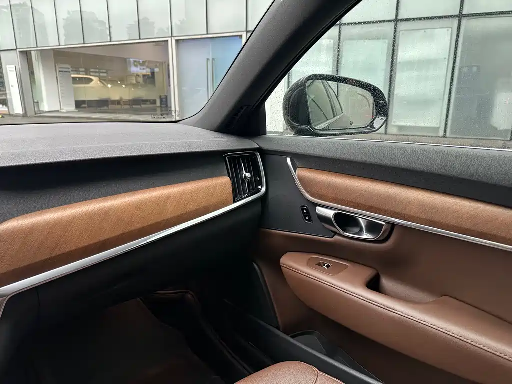 Volvo S90 — фото 11