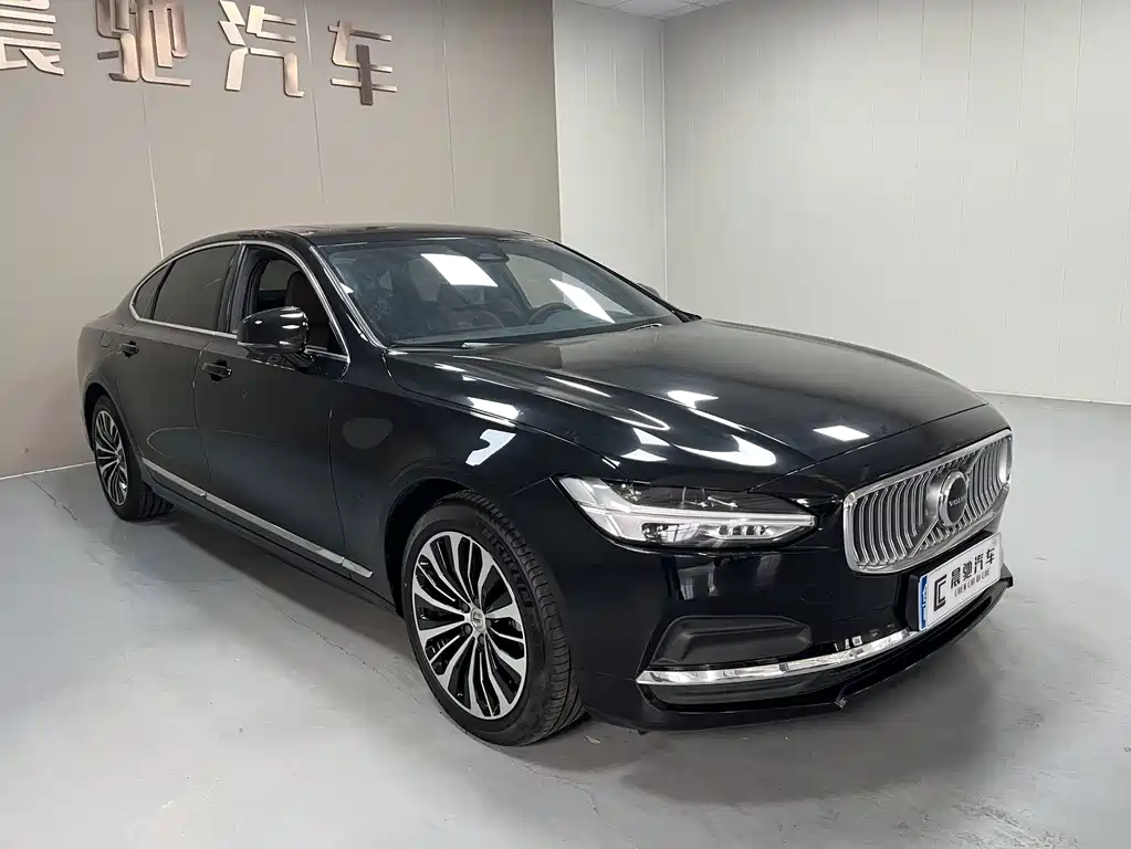 Volvo S90 — фото 3