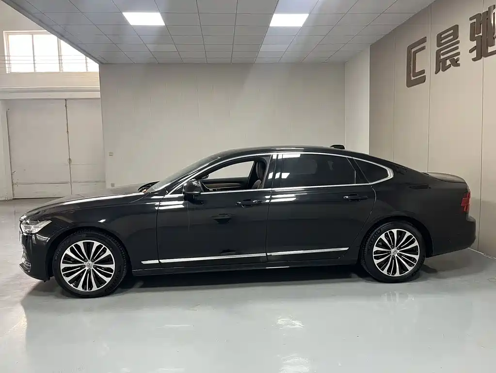 Volvo S90 — фото 7